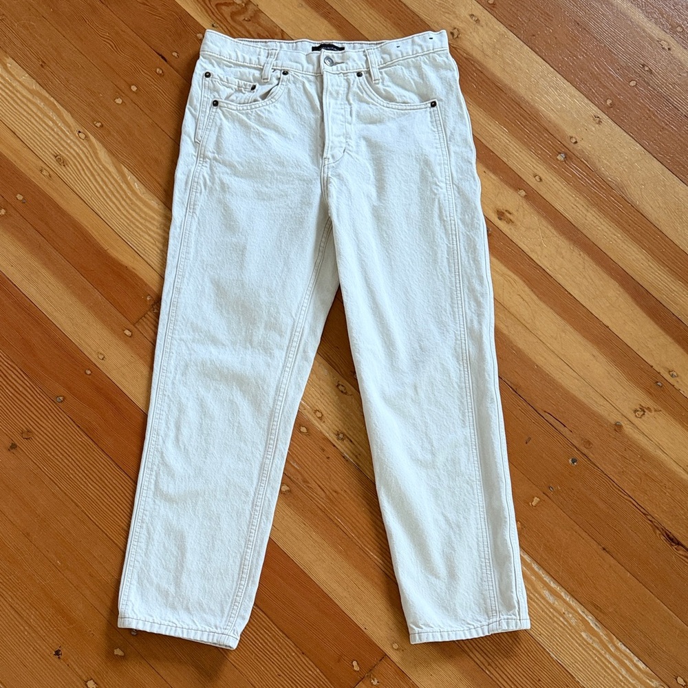 Banana Republic High Rise Straight Fit Cream Denim Jeans 28‎